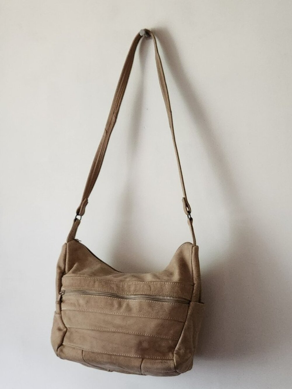 Beautiful natural leather purse beige shoulder bag VGUC